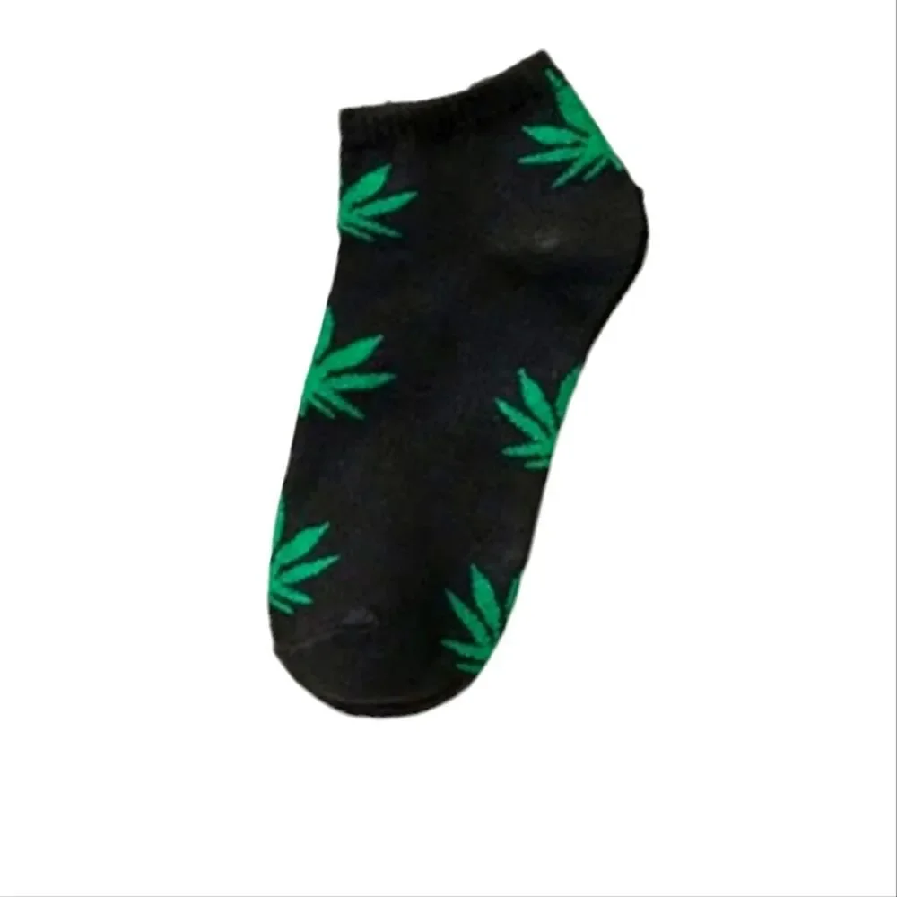 Black Ankle Socks with Green Pot Leaf